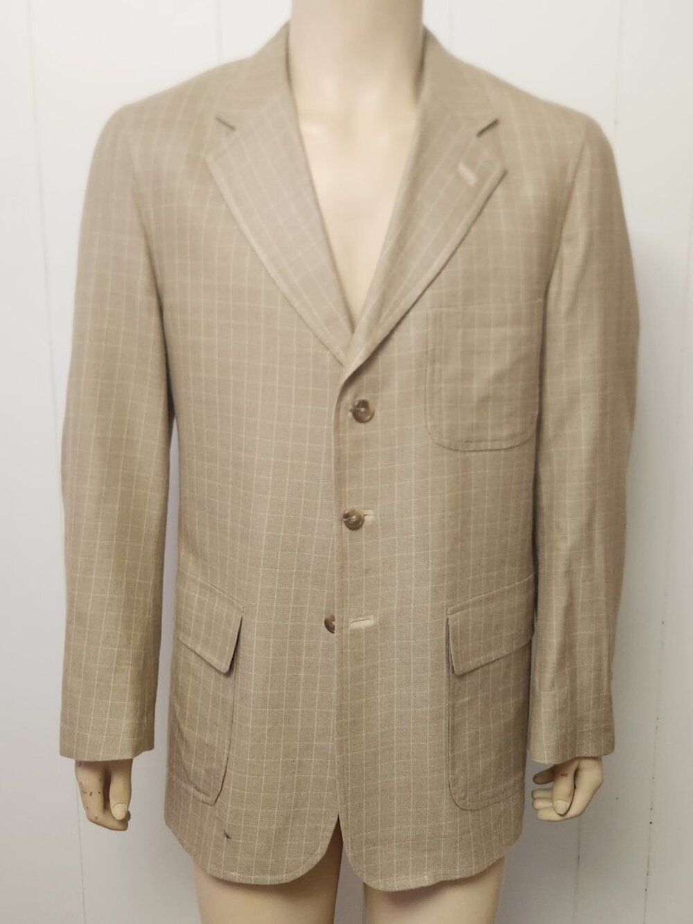 silk sport coat 40 T Harris tan stripe three button